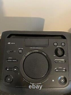 Sony Home Audio System MHC-V11. Sound System Speaker and Woofer